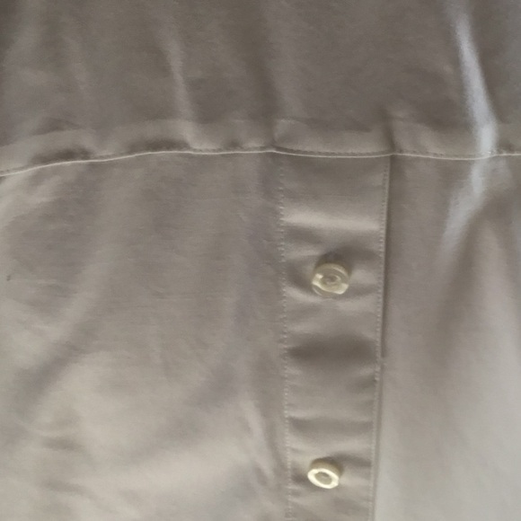 NWOT Chico’s No Iron Blouse - Picture 4 of 6